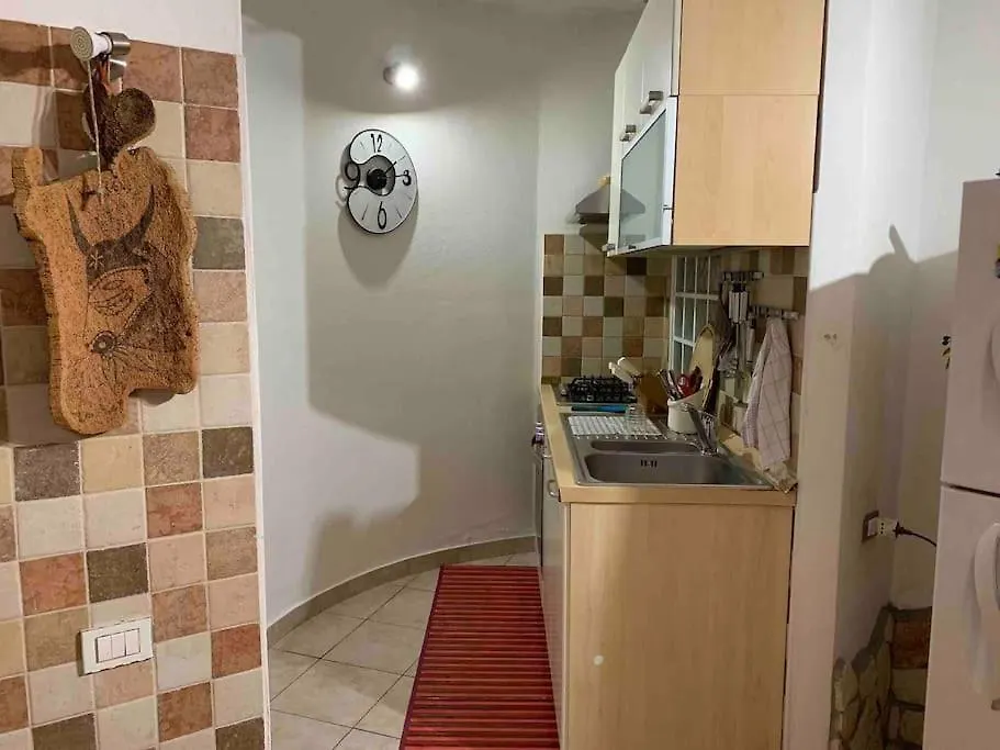 Apartment, Beach 3 Minutes Walk, Spiaggia 3 Minuti A Piedi Su Forti 0*,  Italy